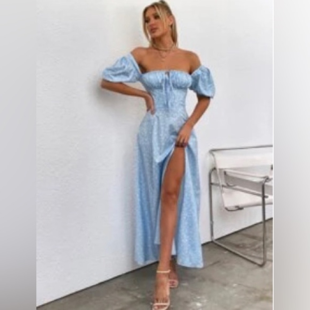 Sleeve High Slit Dress Brand New Never Worn! Breathable material. Size Med-8/10